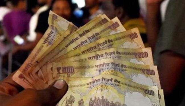 Indian Team Positive on Exchange of Banned Indian Notes