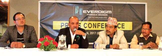 Force Group Brings Everdigm Hydraulic Breakers