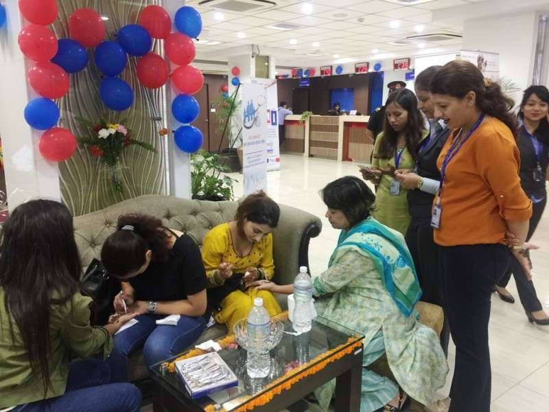 Mega Bank Runs Mehendi Festival