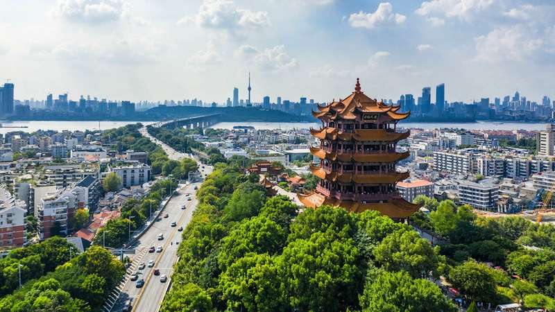  Virus-hit Wuhan to Lift Outbound Travel Restrictions on April 8 