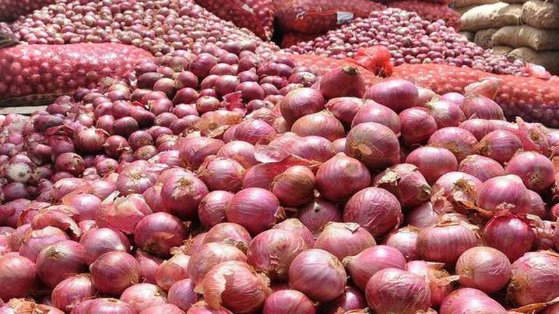 Black Marketing of Onion Thrives after India Increases Customs Duty on Onion Exports