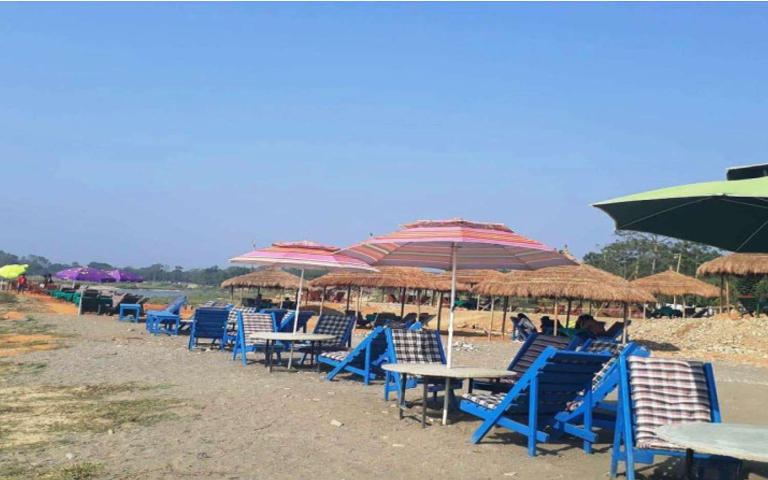 Sauraha’s Tourism in Crisis: Hotels Empty Despite Start of Season