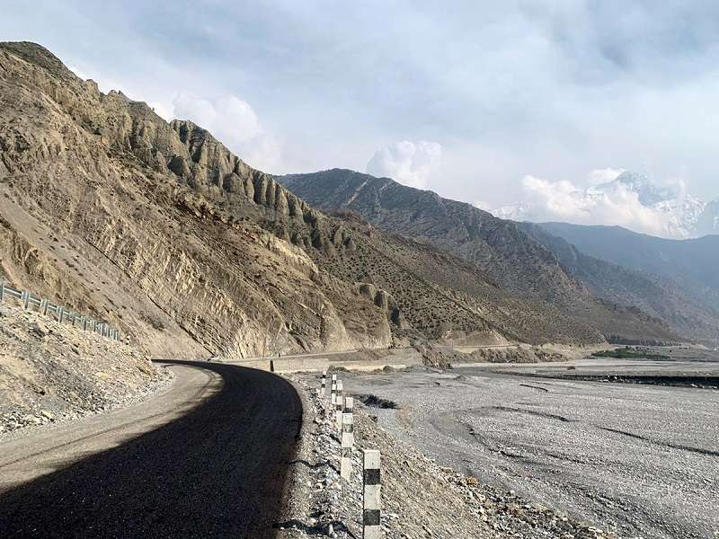 Blacktopping of Jomsom-Kagbeni Road Begins