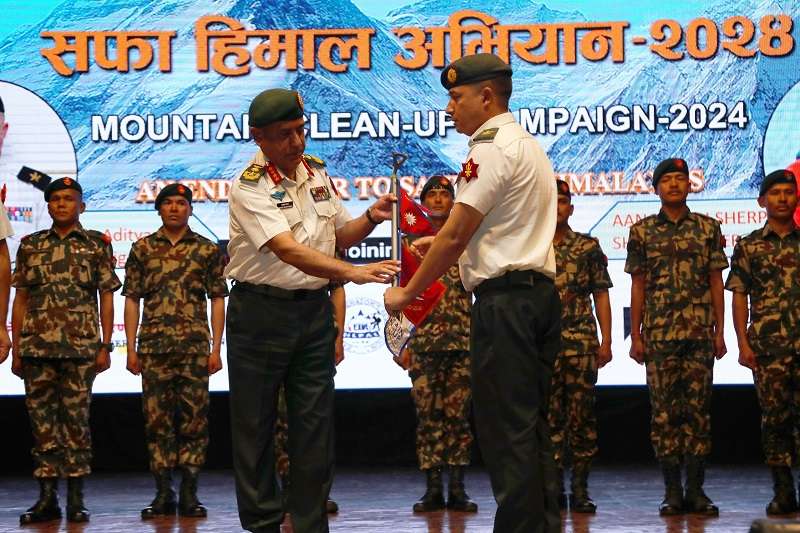 Unilever Continues Support to Mountain Clean-Up Campaign of Nepalese Army