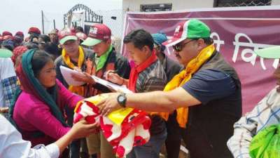 Himalayan Bank Distributes Solar Lights