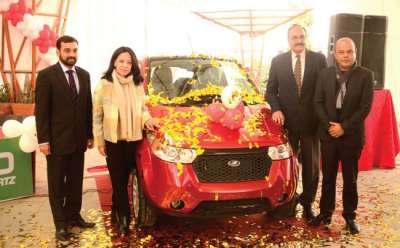 Mahindra Launches E2osportz Car in Nepal