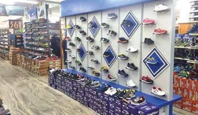 Goldstar Shoes now available at BhatBhateni