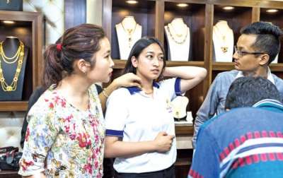Gold and Silver Expo in Mangalbazaar