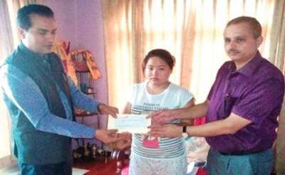 Muktinath Hands over Insurance Amount