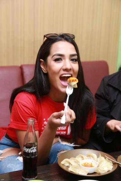 Priyanka Karki Livens Up Coca-Cola Mo:Motsav