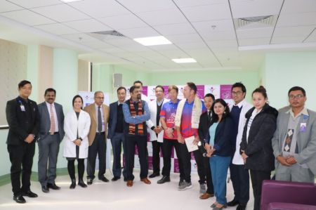 Jonty Rhodes visits Nepal Mediciti Hospital