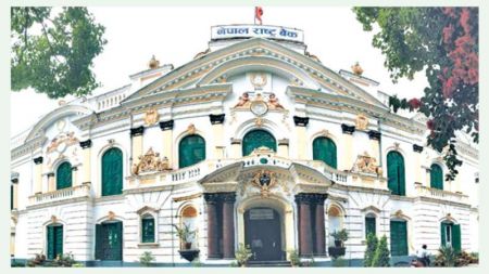 Central Bank to Collect Rs 50 Billion from Market