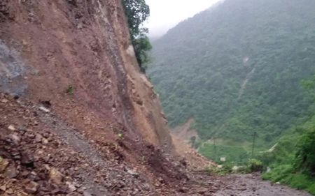 Landslide Blocks Narayangadh-Muglin Road Again